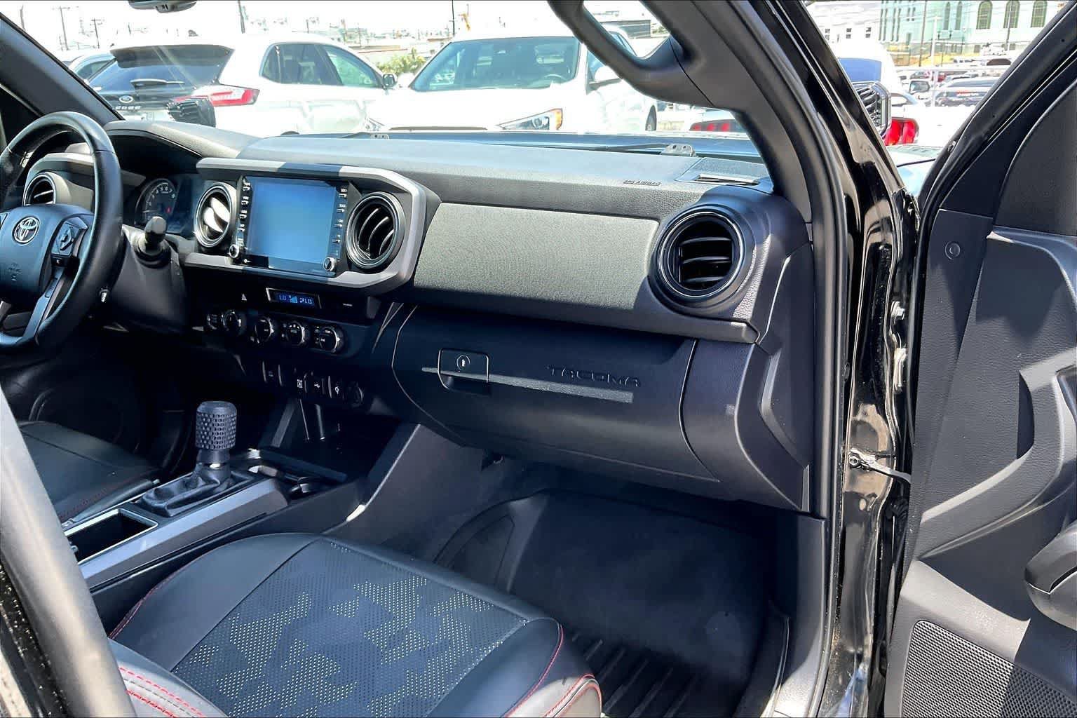 Used 2023 Toyota Tacoma TRD Off-Road AWD/4WD image 23