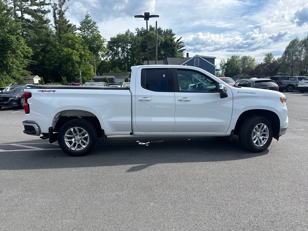Used 2023 Chevrolet Silverado 1500 LT AWD/4WD image 6