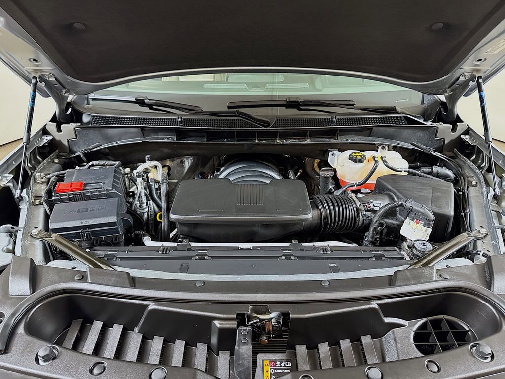 Certified 2025 GMC Yukon Denali Ultimate image 32