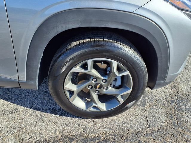 Used 2025 Chevrolet Trax LT w/ LT Convenience Package FWD image 48