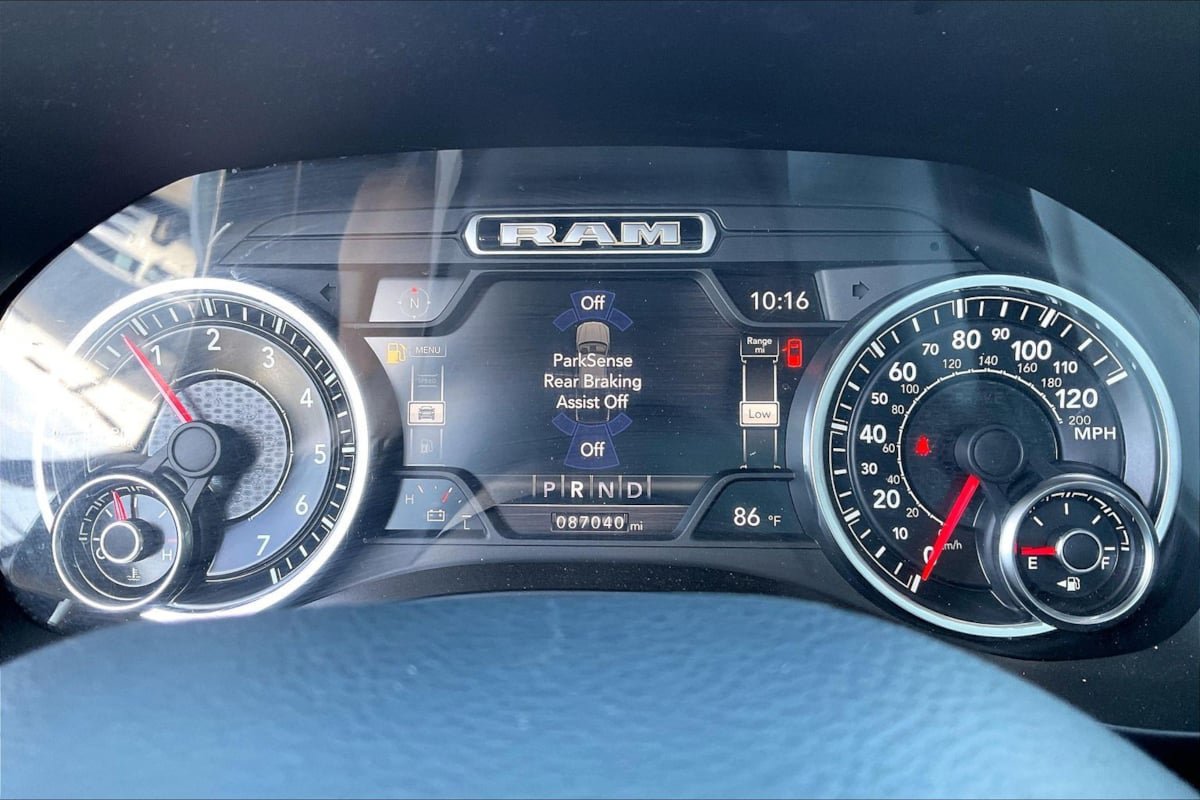 Used 2020 RAM 1500 Big Horn AWD/4WD image 20
