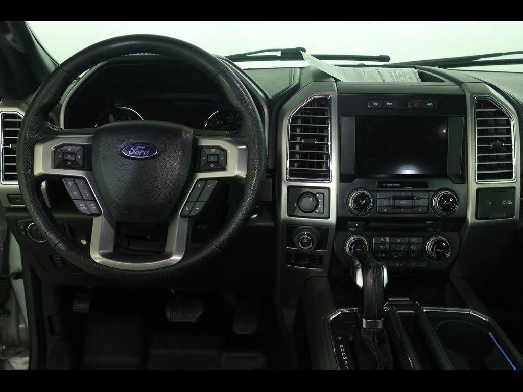 Used 2016 Ford F150 Platinum w/ Equipment Group 701A Luxury AWD/4WD image 5