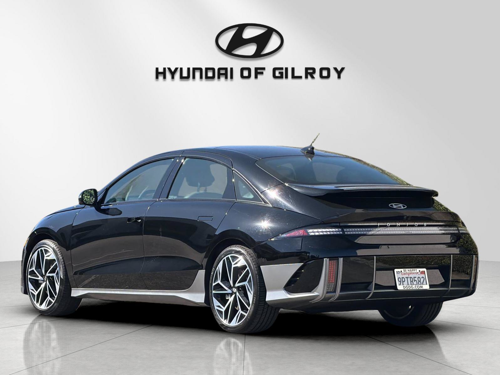 Certified 2025 Hyundai Ioniq 6 Limited RWD image 3