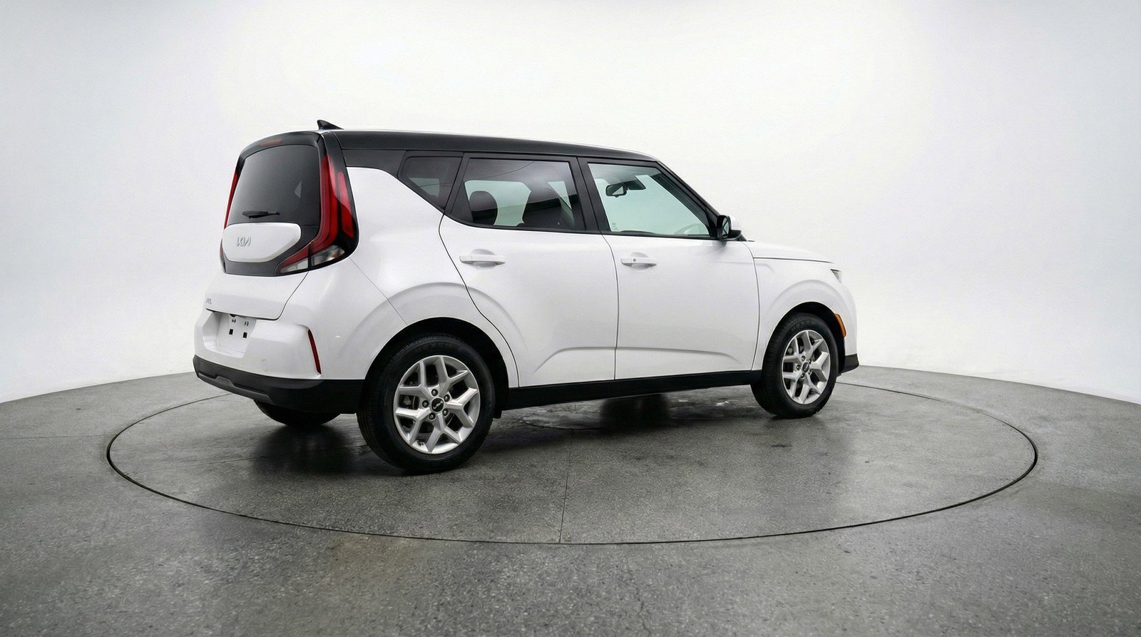 Used 2025 Kia Soul LX w/ LX Technology Package image 9