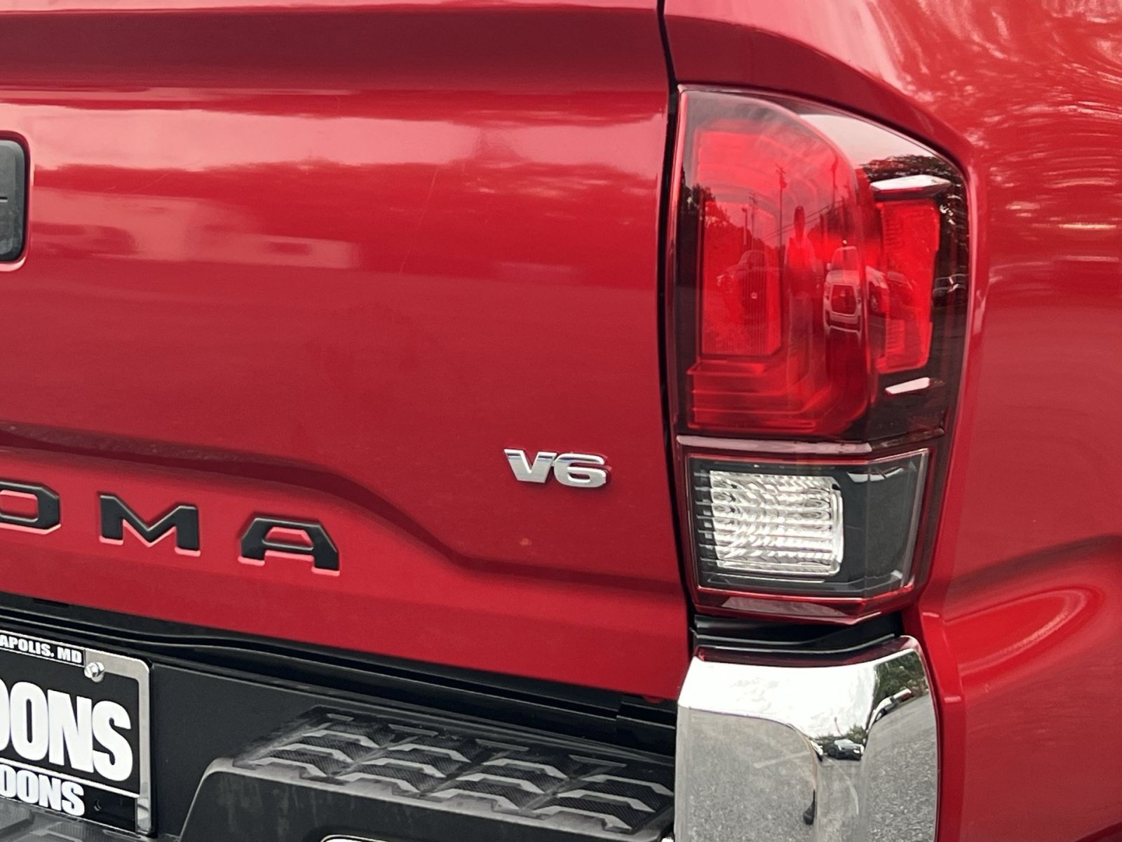 Used 2022 Toyota Tacoma SR5 AWD/4WD image 30