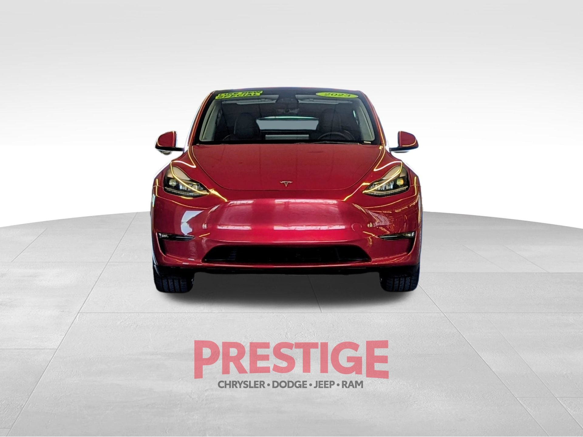 Used 2023 Tesla Model Y Long Range AWD/4WD image 3