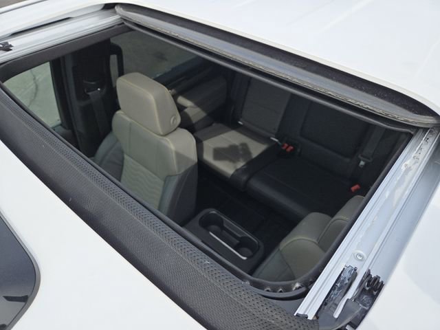 New 2025 Chevrolet Silverado 2500 ZR2 w/ Technology Package image 3