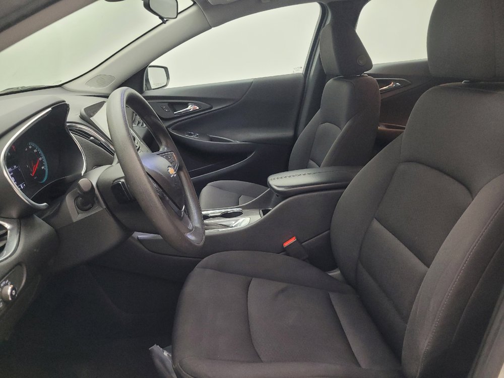 Used 2019 Chevrolet Malibu LT FWD image 17