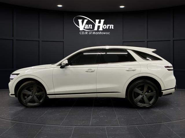 Used 2024 Genesis GV70 2.5T w/ Sport Prestige Package image 13