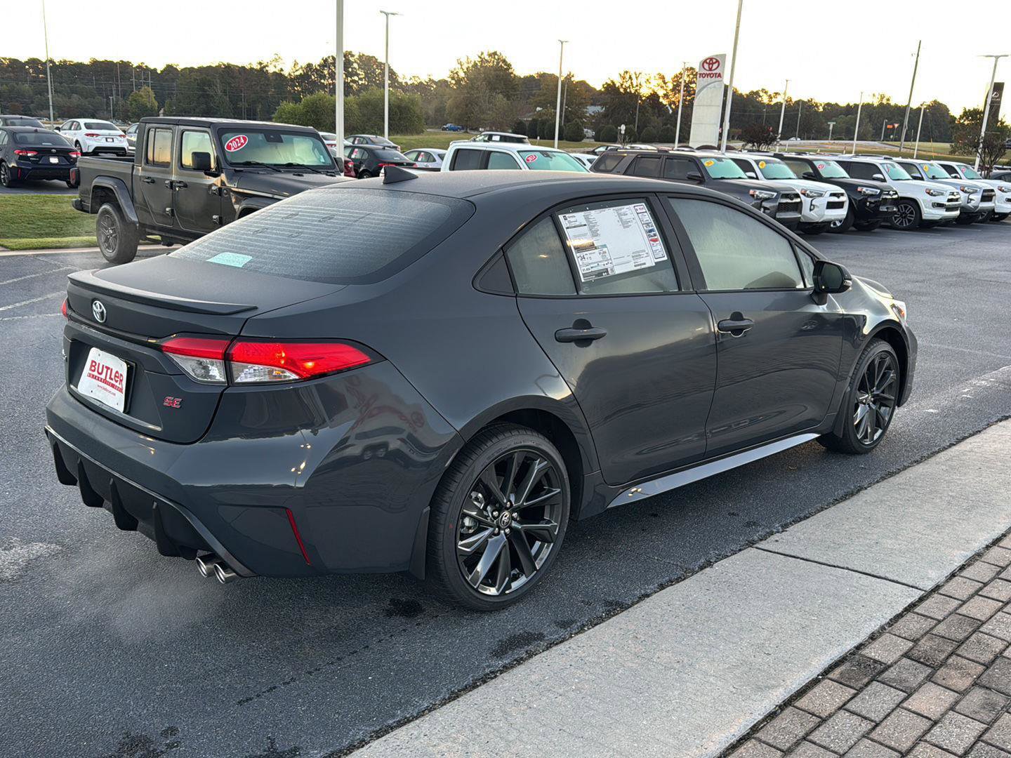 New 2026 Toyota Corolla SE image 5