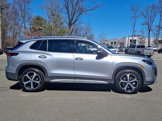Certified 2025 Volkswagen Tiguan SE w/ Panoramic Sunroof Package AWD/4WD image 12