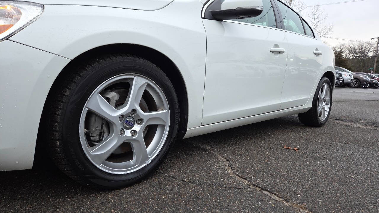 Used 2012 Volvo S60 T5 image 6