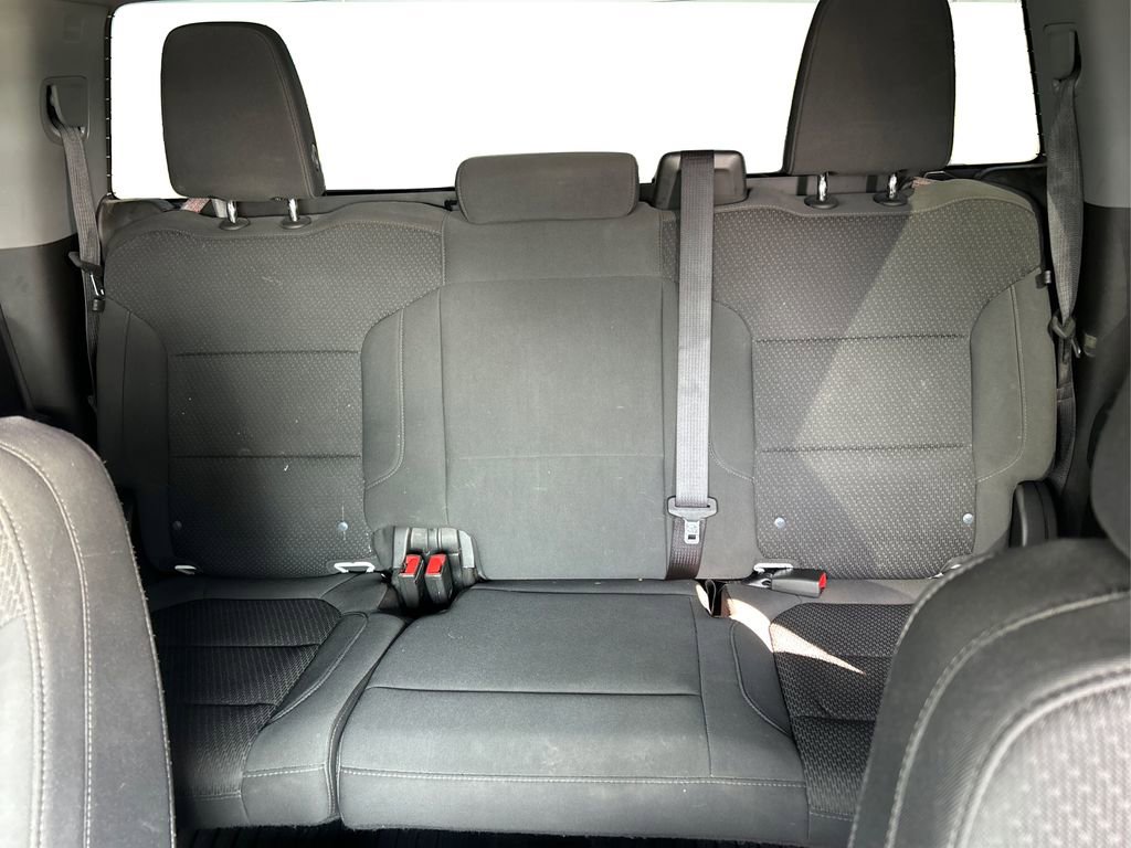 Used 2021 Chevrolet Silverado 2500 Custom w/ Custom Value Package image 14