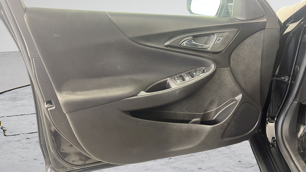Used 2016 Chevrolet Malibu LS FWD image 9