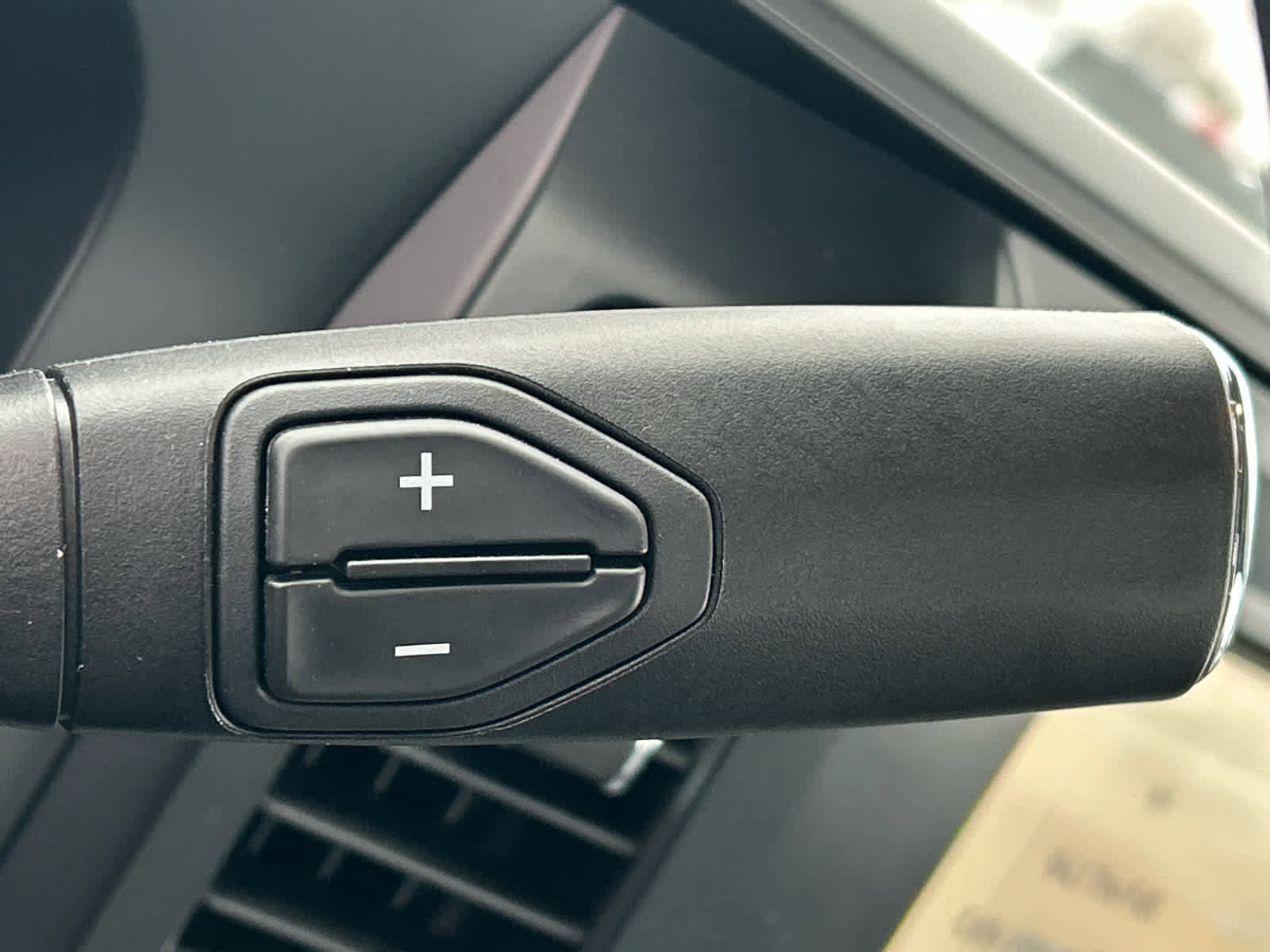 New 2026 Ford F250 XL w/ XL Chrome Package image 19