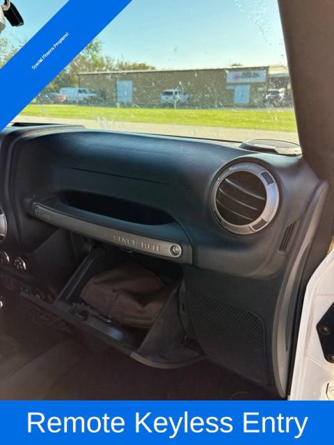 Used 2018 Jeep Wrangler Unlimited Sport AWD/4WD image 33