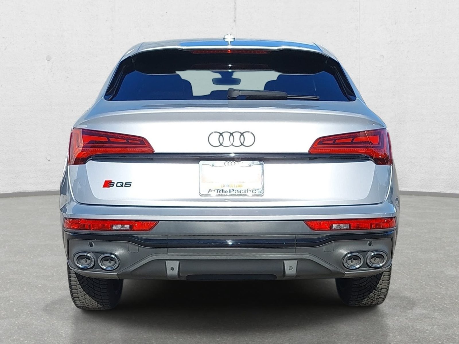 Used 2022 Audi SQ5 Premium Plus w/ Premium Plus Package AWD/4WD image 6