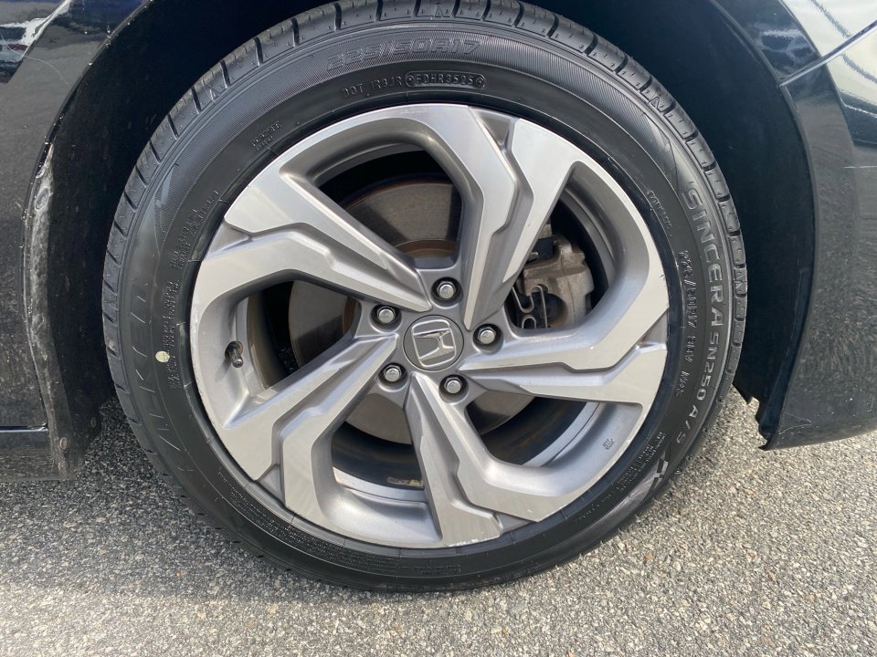 Used 2018 Honda Accord EX-L image 29