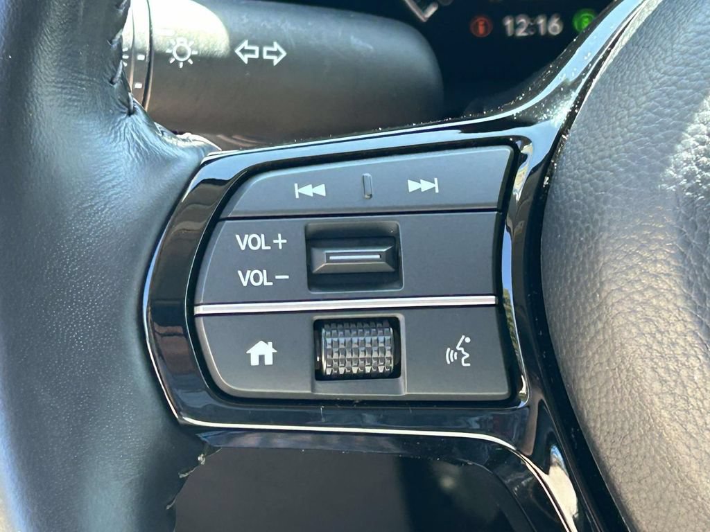 Used 2025 Honda CR-V EX-L image 19