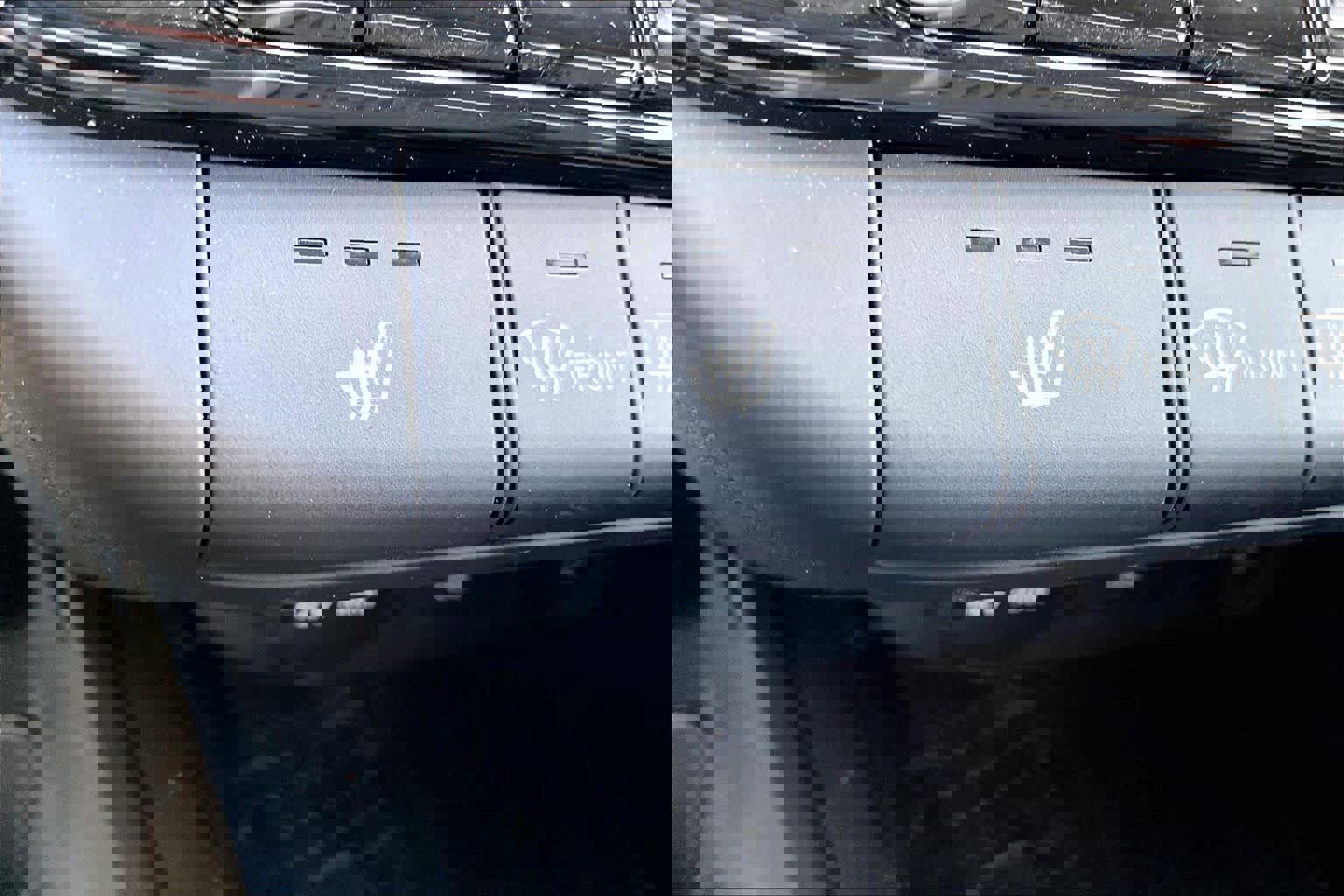 Used 2022 Hyundai Elantra Limited w/ Preferred Accessory Package image 36