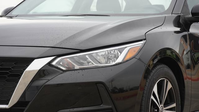 Used 2023 Nissan Sentra SV image 4