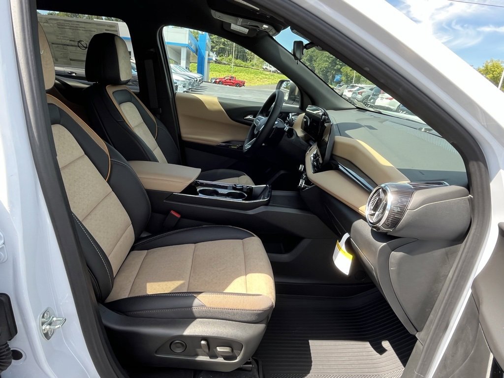 New 2026 Chevrolet Equinox ACTIV w/ Convenience Package III image 22