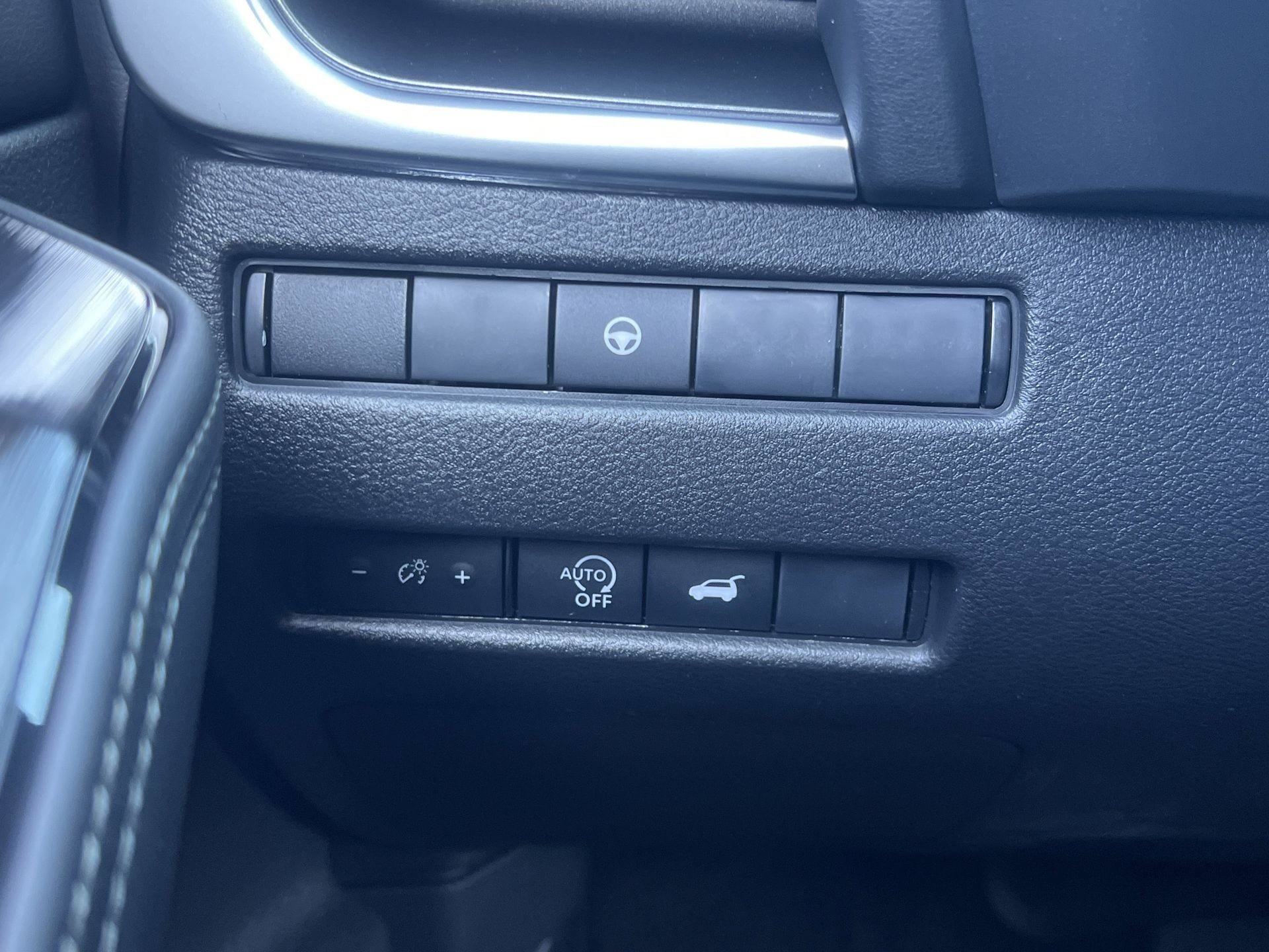 New 2026 Nissan Rogue SV FWD image 12