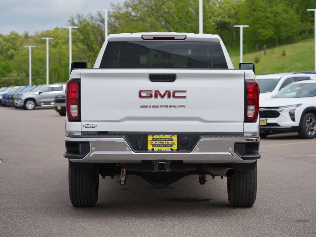 Used 2024 GMC Sierra 3500 Pro AWD/4WD image 4
