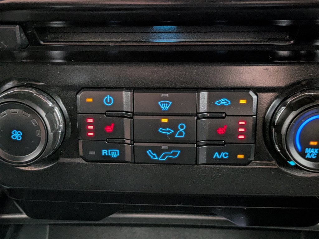 Used 2016 Ford F150 XLT w/ Equipment Group 302A Luxury AWD/4WD image 7