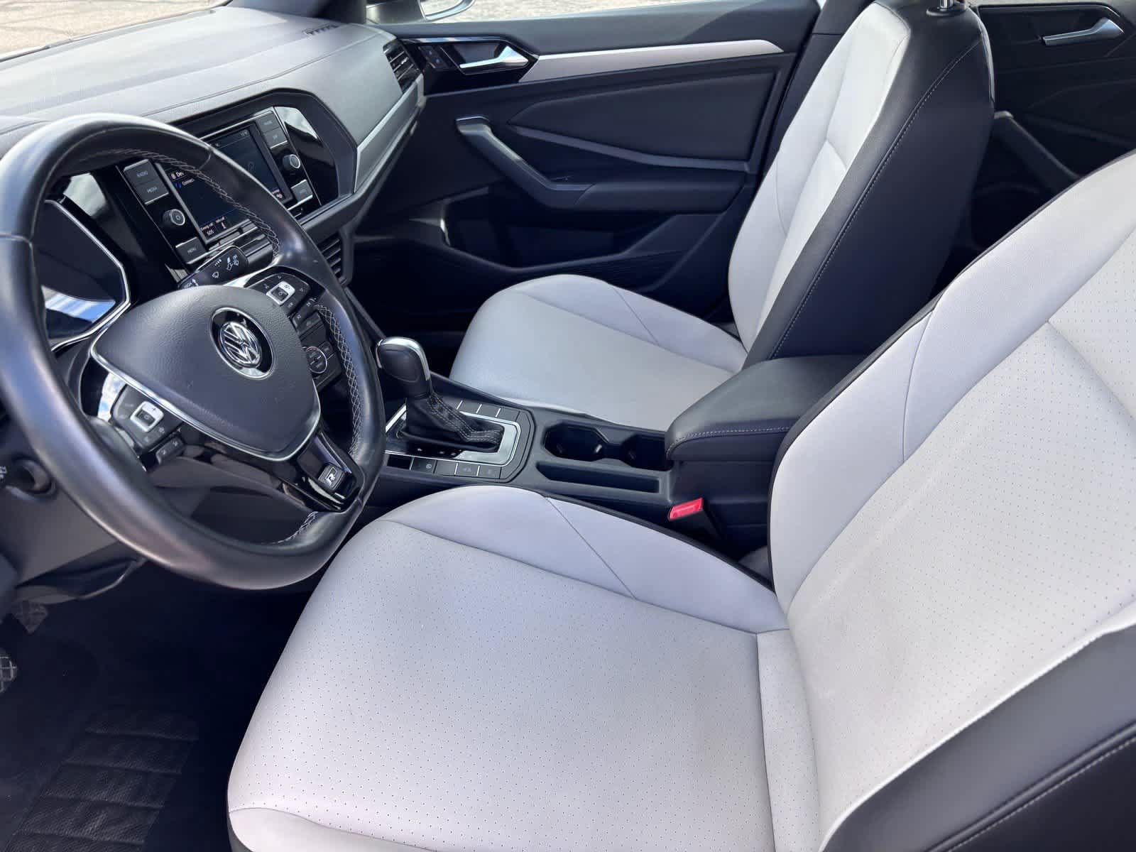 Used 2021 Volkswagen Jetta R-Line FWD image 15