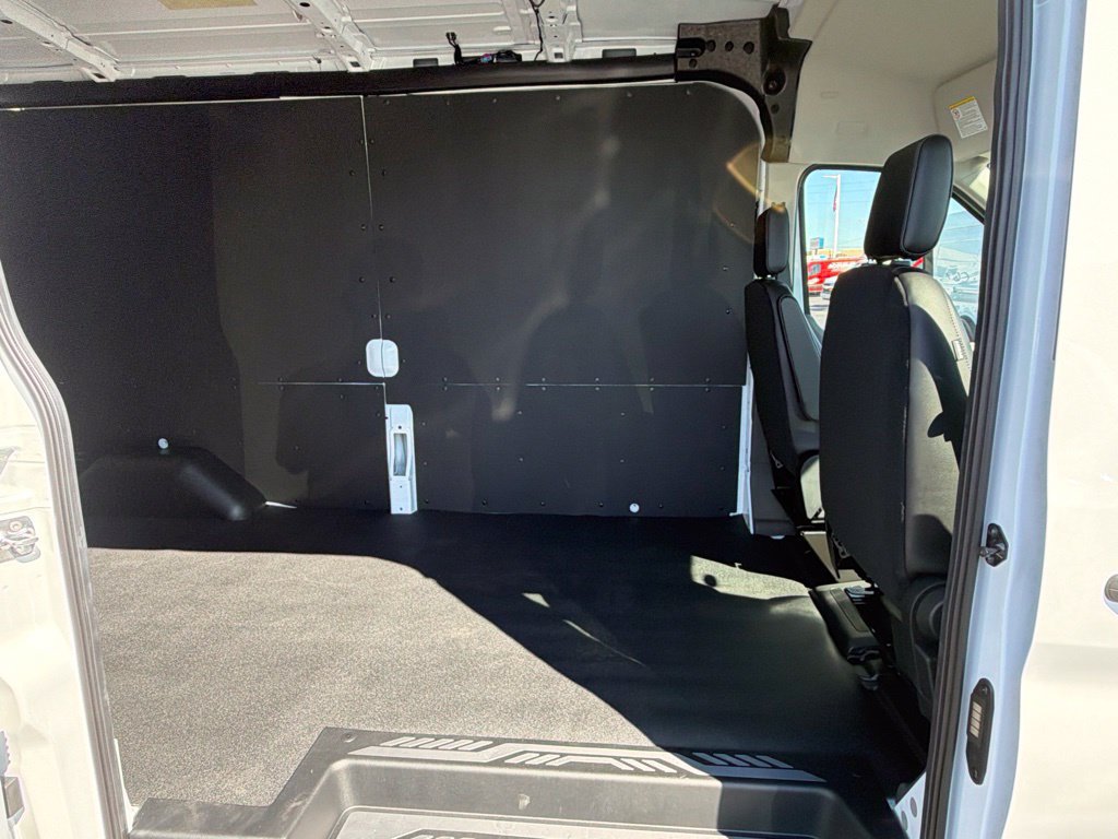 New 2027 Ford Transit 250 148 Medium Roof w/ Load Area Protection Package RWD image 28