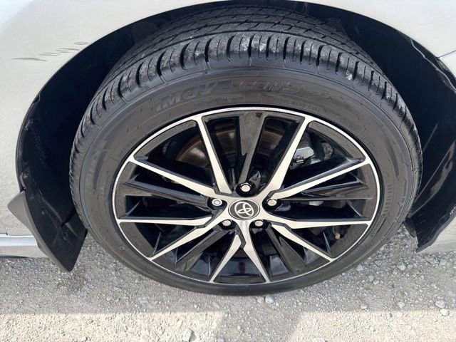 Used 2024 Toyota Camry SE image 25
