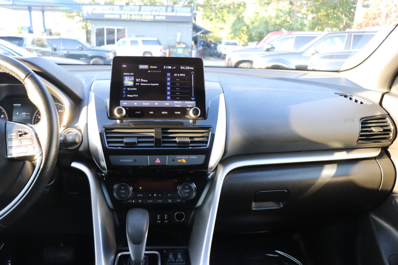 Used 2024 Mitsubishi Eclipse Cross SE image 18