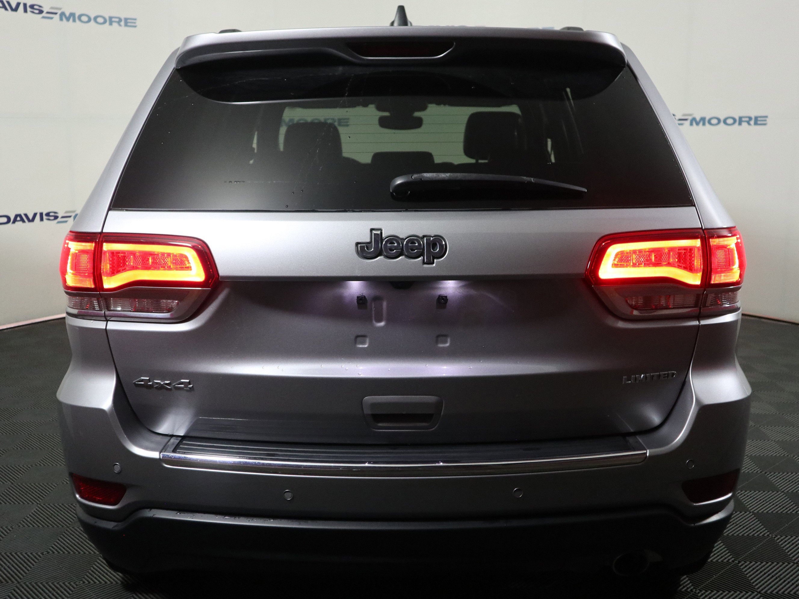 Used 2021 Jeep Grand Cherokee Limited w/ Luxury Group II image 7