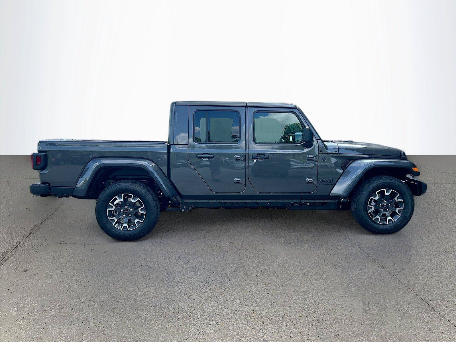 New 2026 Jeep Gladiator Sport AWD/4WD image 3