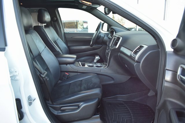 Used 2018 Jeep Grand Cherokee Altitude image 44