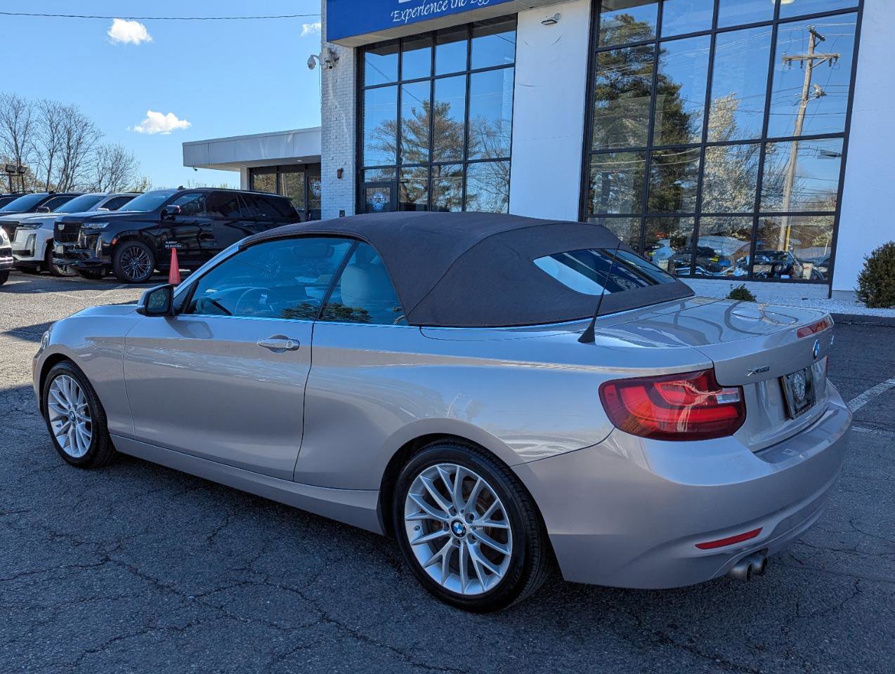 Used 2015 BMW 228i xDrive Convertible AWD/4WD image 10