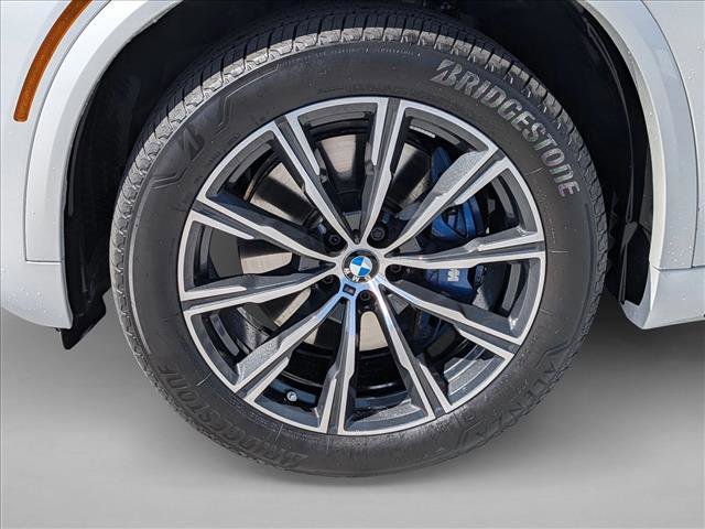 Used 2026 BMW X5 xDrive40i w/ M Sport Package AWD/4WD image 26