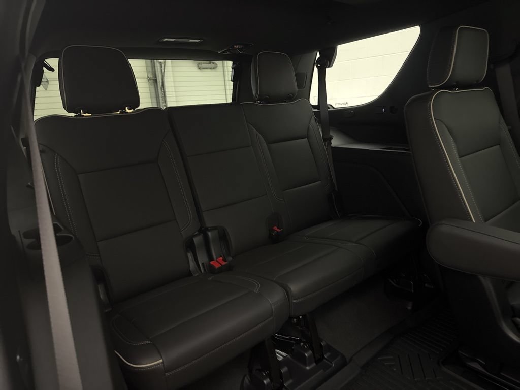 Used 2025 Chevrolet Tahoe Premier AWD/4WD image 78