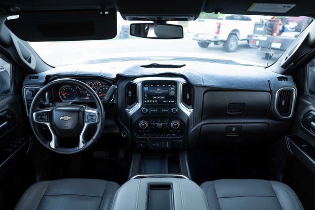 Used 2019 Chevrolet Silverado 1500 LTZ w/ LTZ Texas Edition image 13