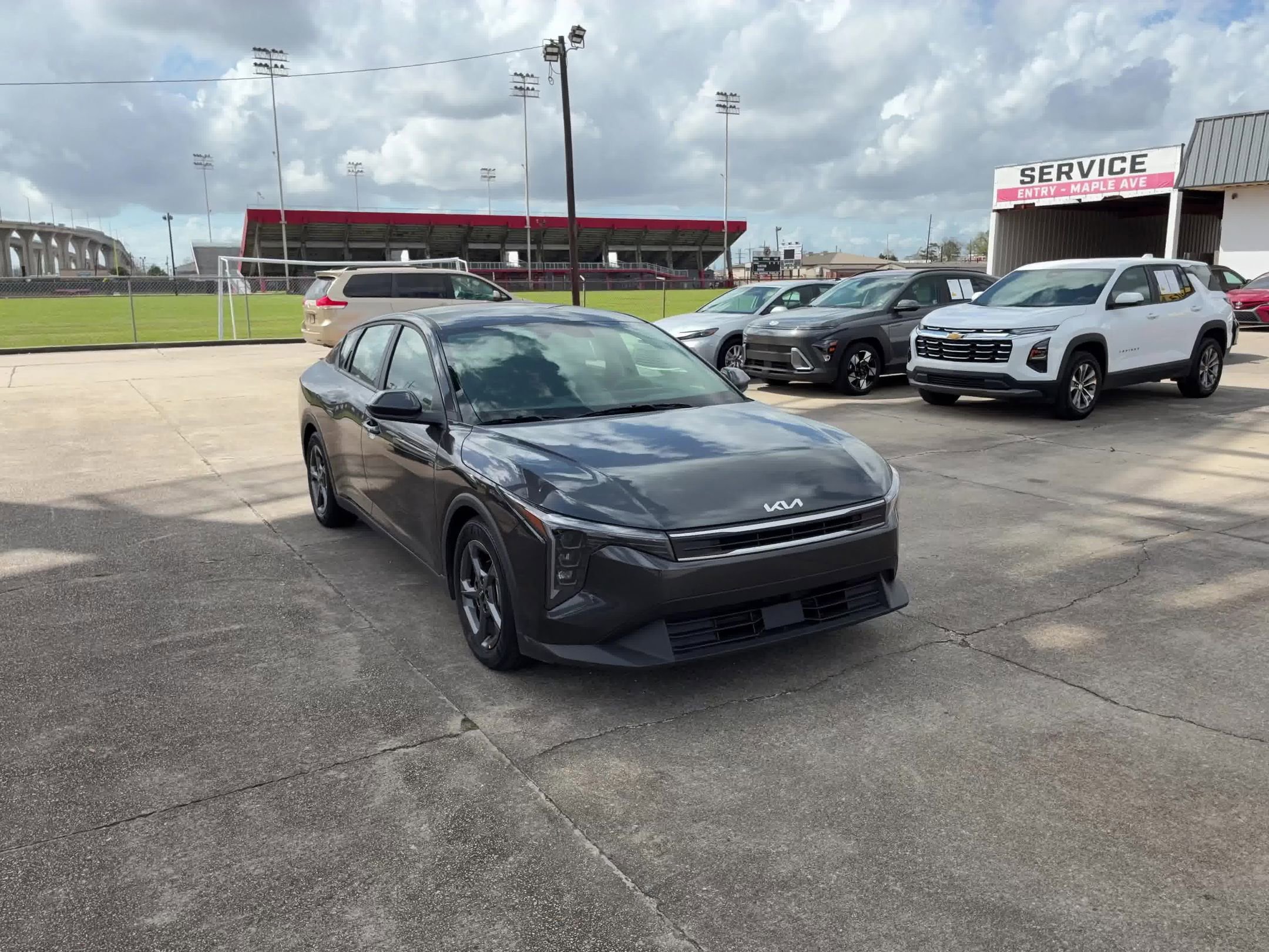 Used 2025 Kia K4 LXS image 6