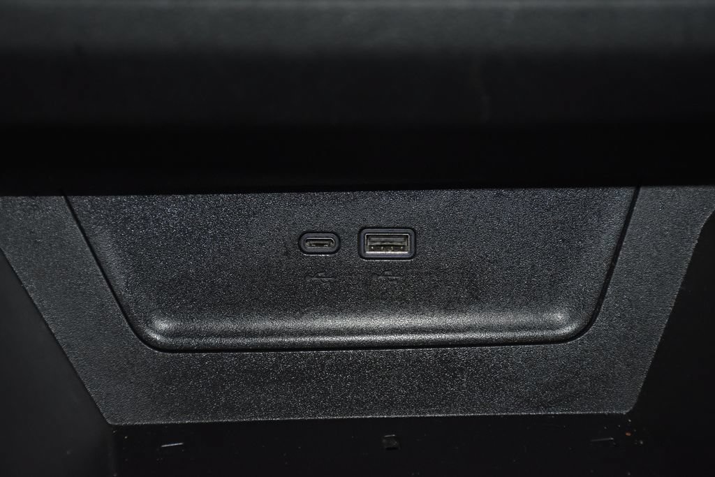 Used 2025 Chevrolet Equinox LT FWD image 19