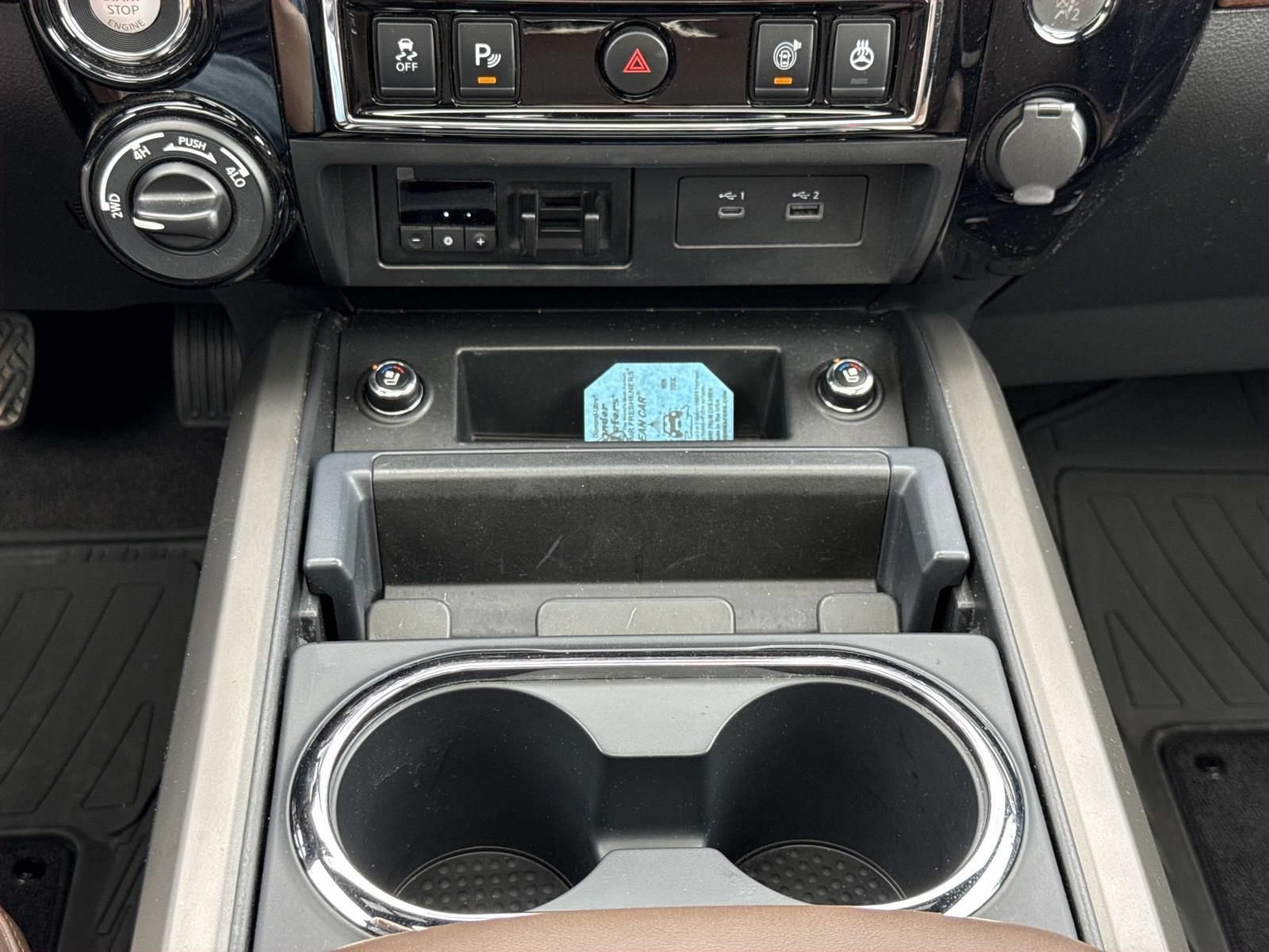 Used 2021 Nissan Titan Platinum Reserve w/ Moonroof Package AWD/4WD image 13