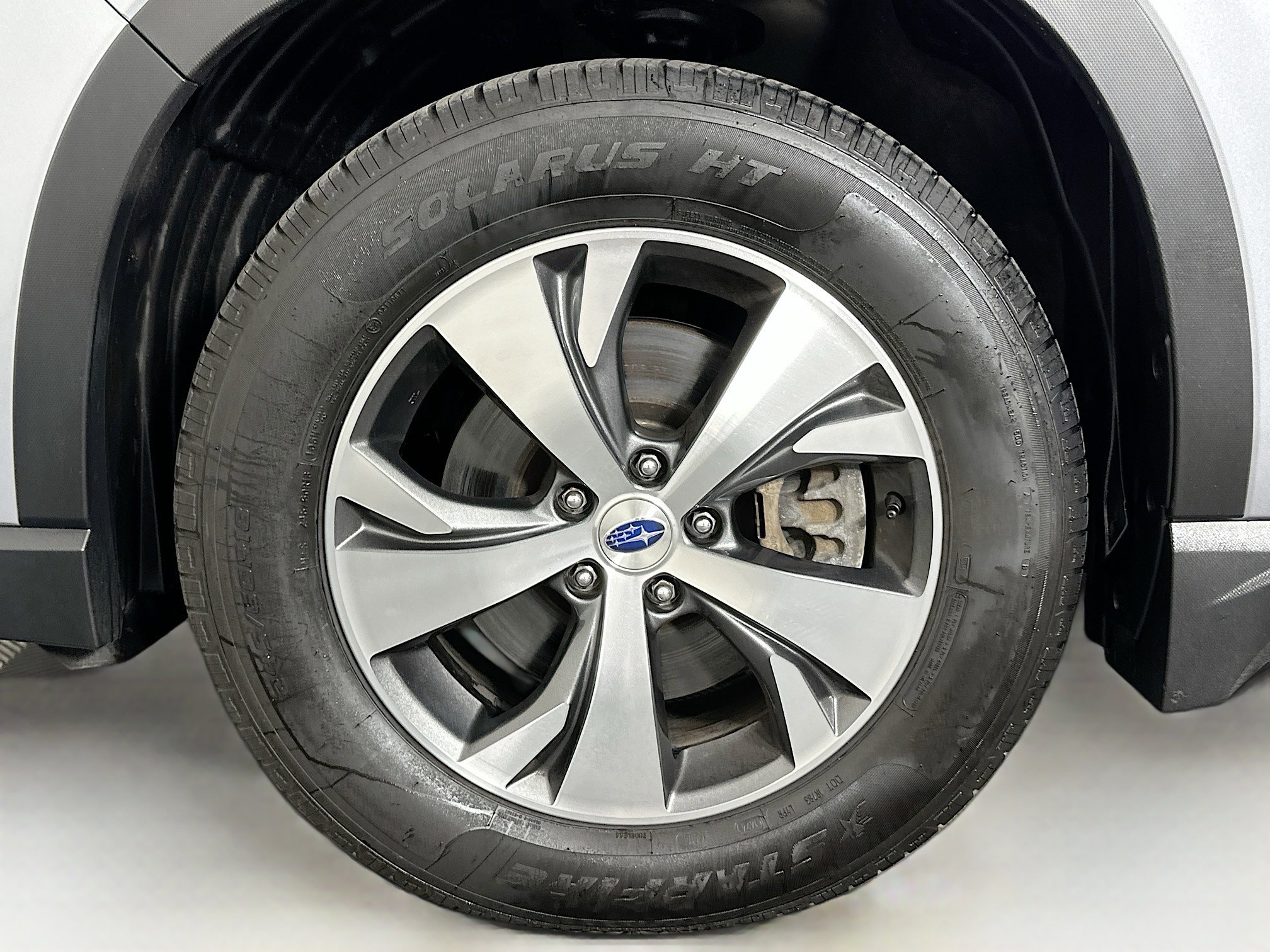 Used 2023 Subaru Ascent Premium w/ Convenience Package AWD/4WD image 11