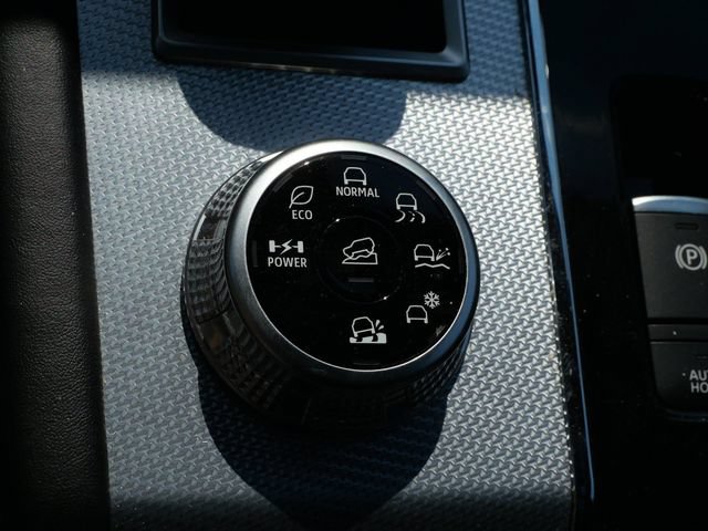 Used 2025 Mitsubishi Outlander SEL AWD/4WD image 26