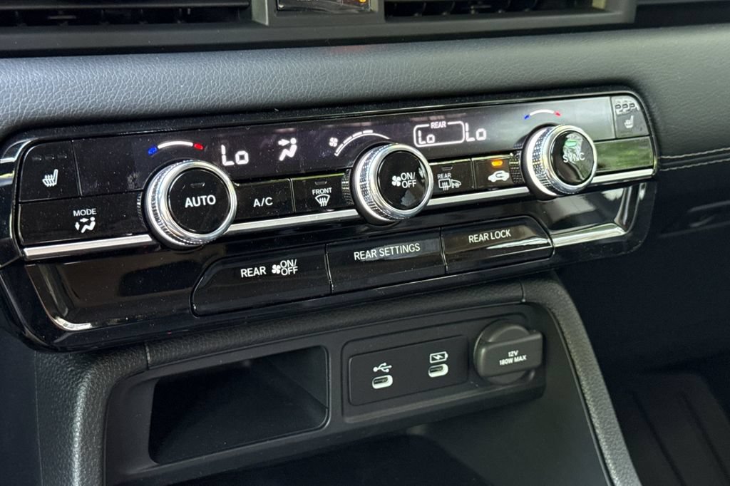 Used 2026 Honda Pilot image 26