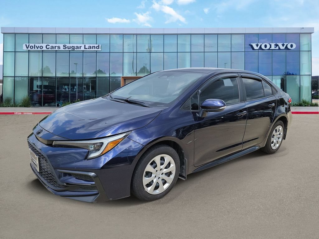 Used 2023 Toyota Corolla SE FWD image 1