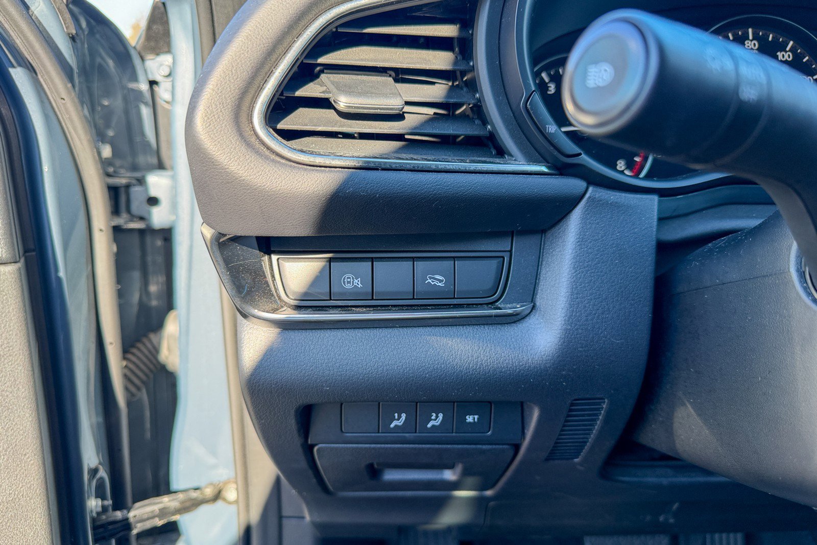 Used 2025 MAZDA CX-30 AWD 2.5 S w/ Preferred Package image 16