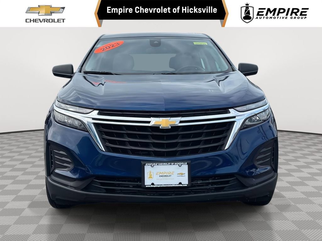 Used 2023 Chevrolet Equinox LS FWD image 1