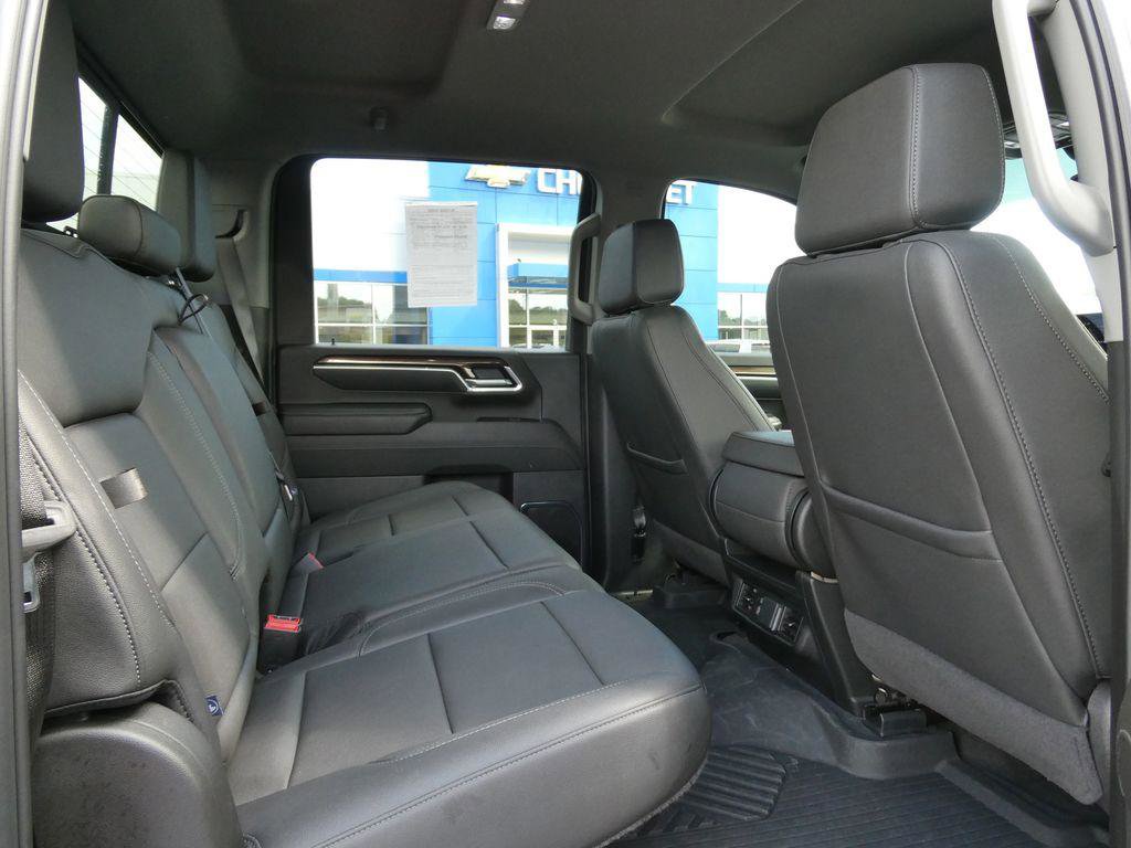 New 2025 Chevrolet Silverado 2500 LT w/ Trail Boss Package AWD/4WD image 16